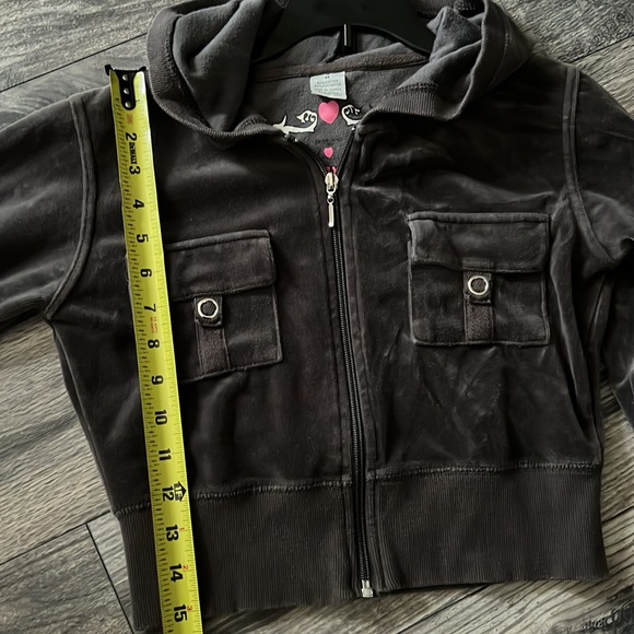 Top - Picture 6 of 9